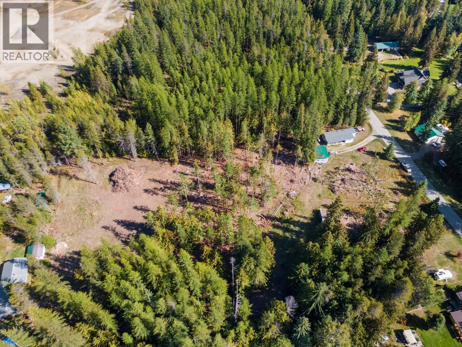 1438 Lepitzki Road, Arrow Creek, British Columbia V0B 1G9 - Photo 5 - 10401636