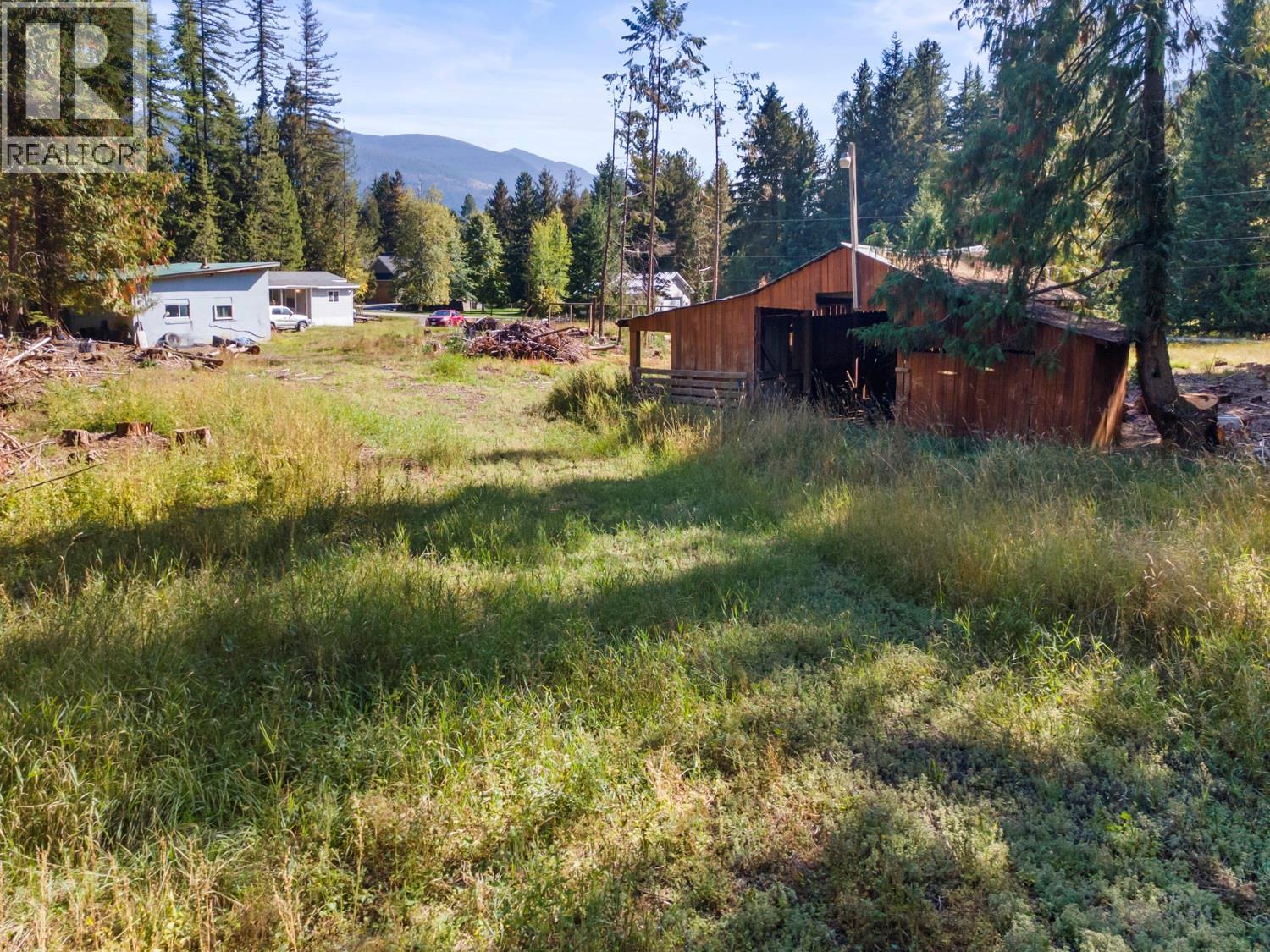1438 Lepitzki Road, Arrow Creek, British Columbia V0B 1G9 - Photo 27 - 10401636