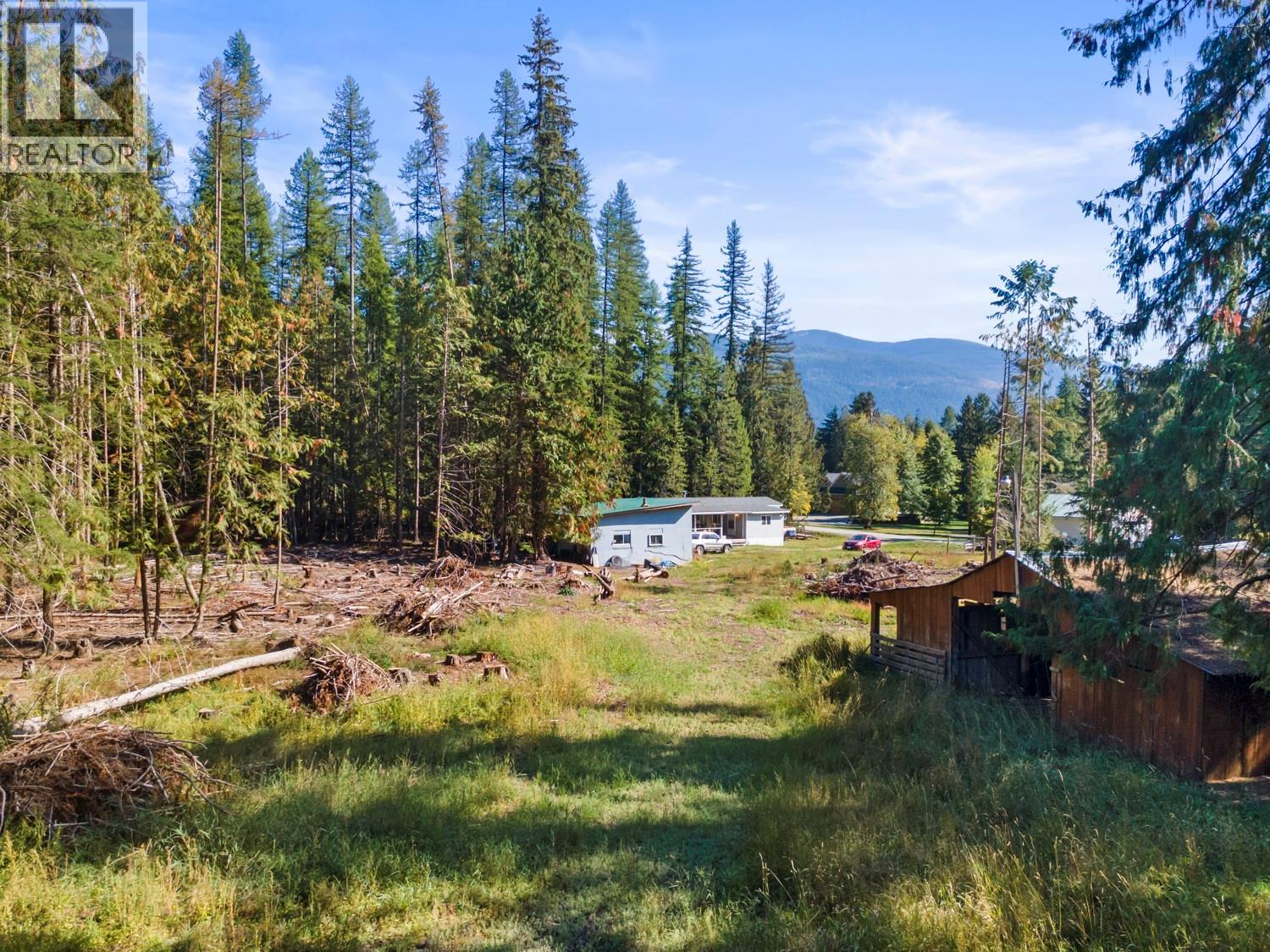 1438 Lepitzki Road, Arrow Creek, British Columbia V0B 1G9 - Photo 25 - 10401636
