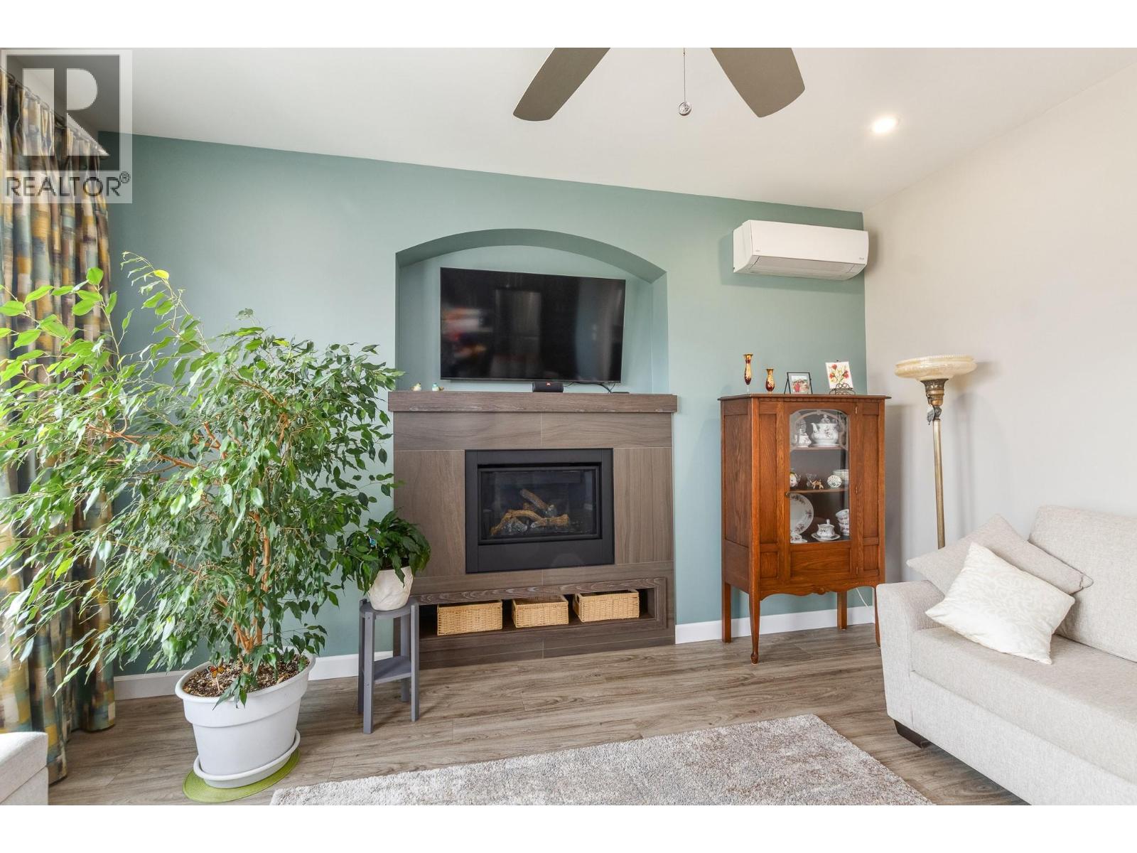 1070 1 Street SE Unit# 27, Salmon Arm, British Columbia  V1E 0B6 - Photo 6 - 10401757