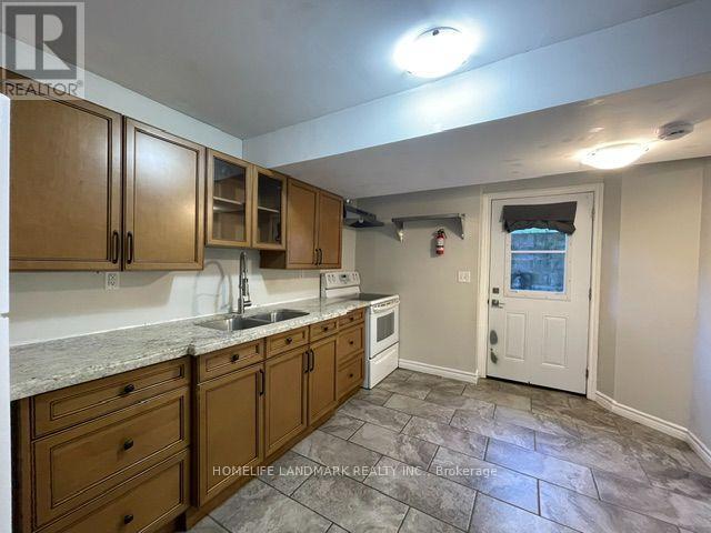 17 Lang Drive, Barrie, Ontario L4N 7X9 - Photo 6 - S13819706