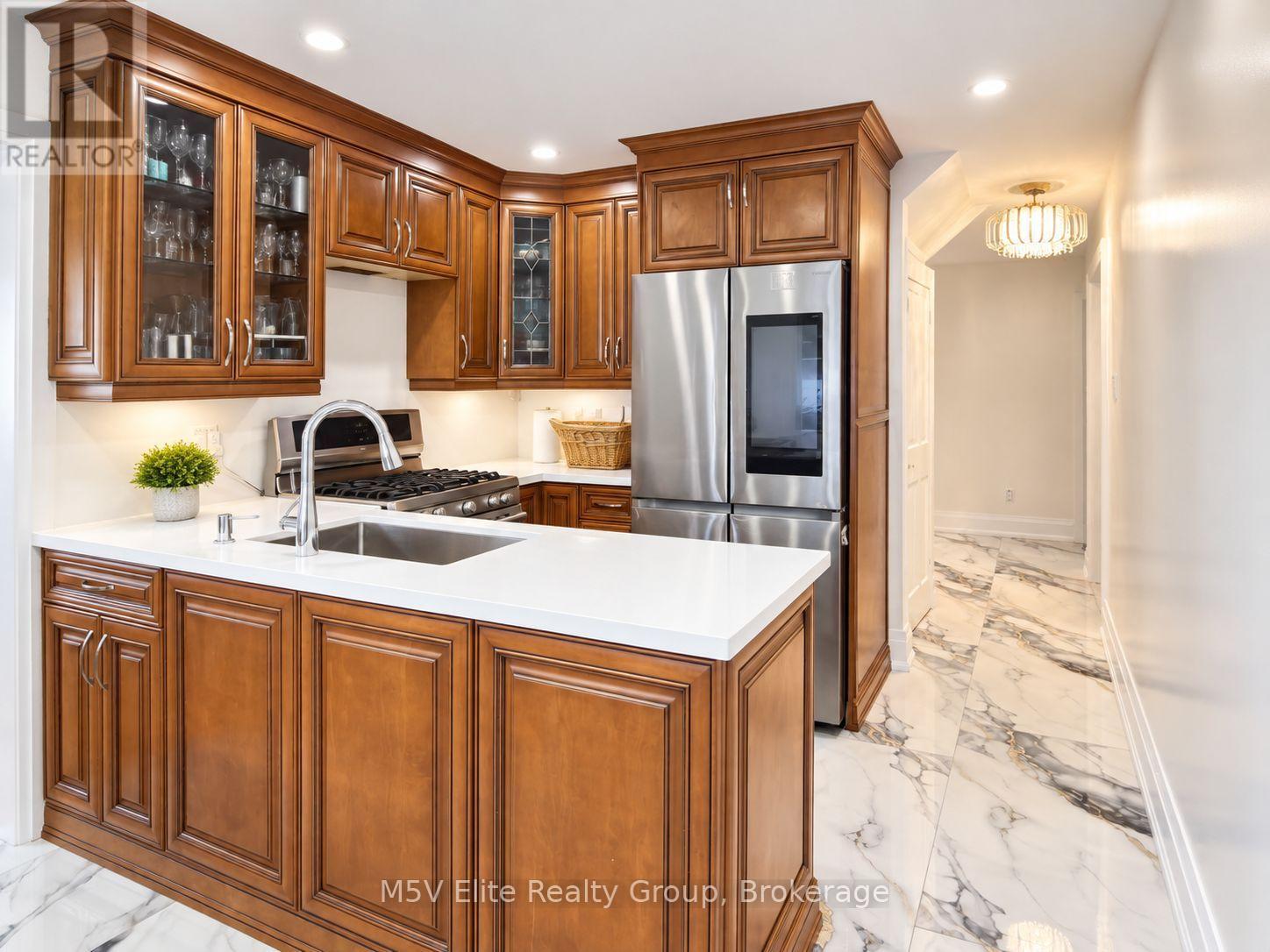Upper - 46 Tralee Street, Brampton, Ontario  L6Z 2Z4 - Photo 4 - W13803444