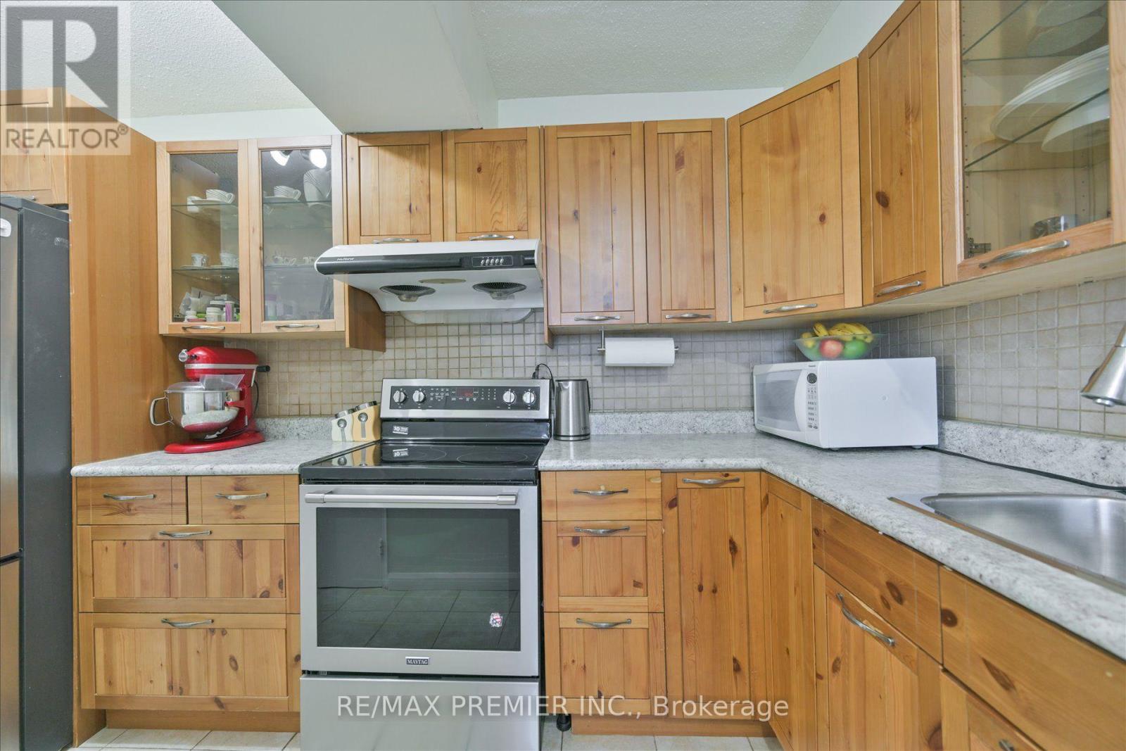 614 - 80 Grandravine Drive, Toronto, Ontario  M3J 1B2 - Photo 6 - W13825078