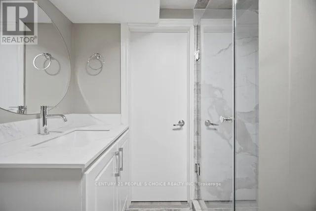 -Lower - 249 Burnhamthorpe Road, Toronto, Ontario  M9B 1Z6 - Photo 13 - W13825092