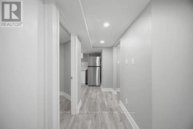 -Lower - 249 Burnhamthorpe Road, Toronto, Ontario  M9B 1Z6 - Photo 4 - W13825092