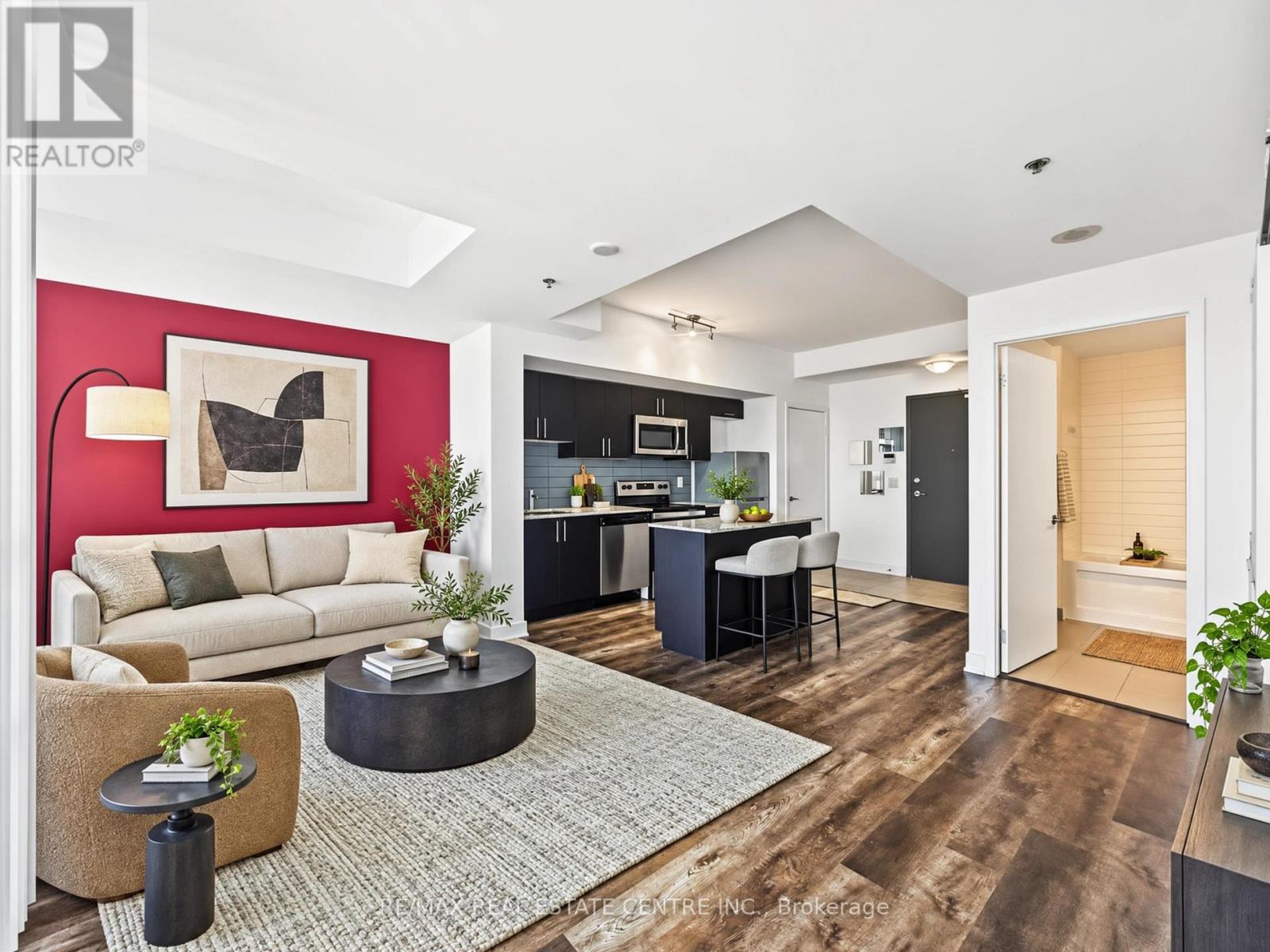 911 - 11 Superior Avenue, Toronto, Ontario  M8V 0A7 - Photo 2 - W13825106