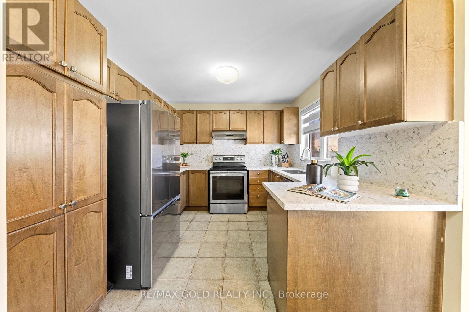 4 Australia Drive, Brampton, Ontario  L6R 3E4 - Photo 19 - W13825118