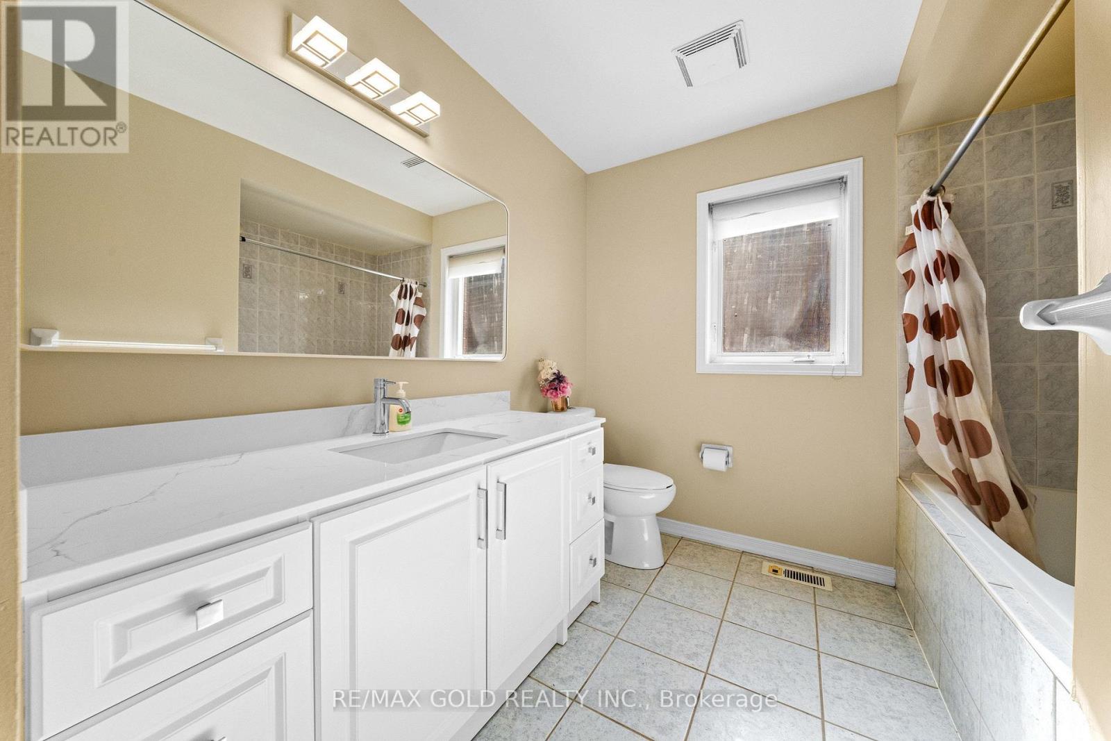 4 Australia Drive, Brampton, Ontario  L6R 3E4 - Photo 39 - W13825118