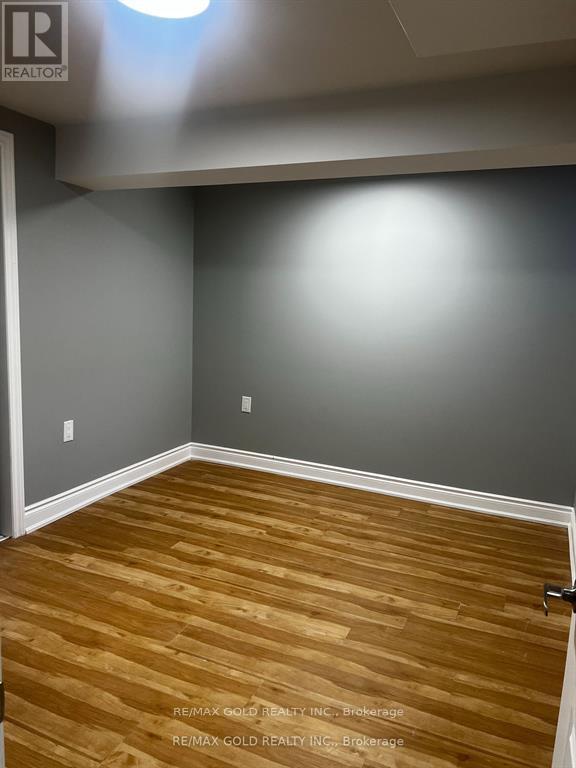 Bsmt - 4 Hall Crescent, Brampton, Ontario  L6X 3J9 - Photo 7 - W13825124