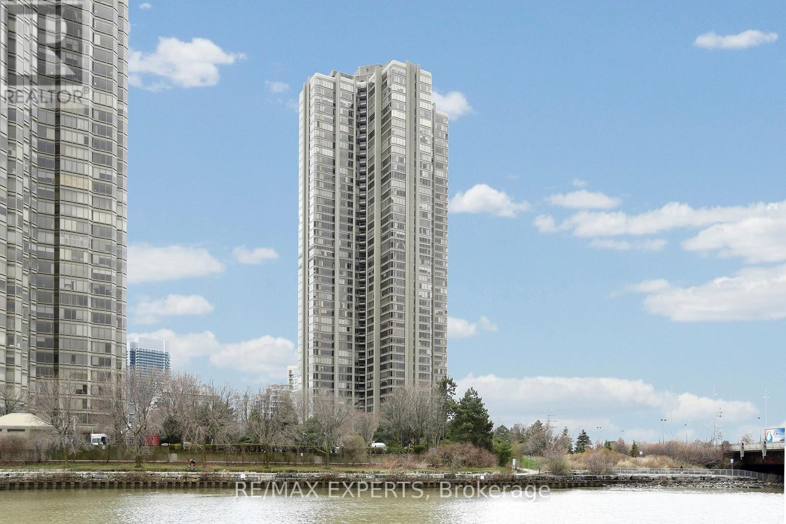1609 - 2045 LAKE SHORE BOULEVARD, Toronto, Ontario