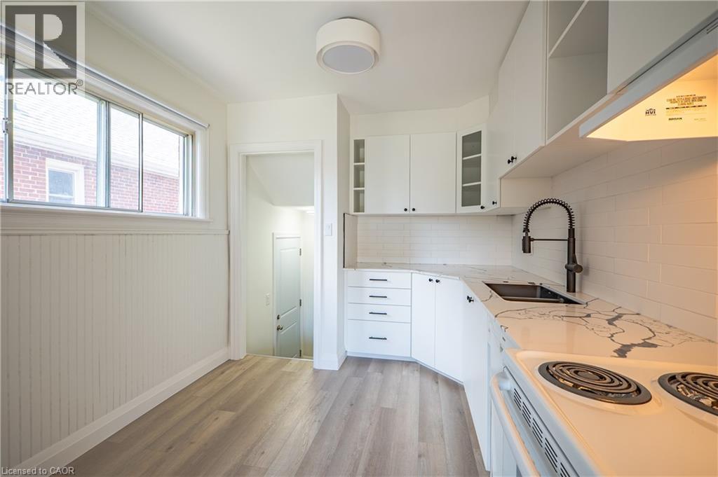 150 Beland Avenue S, Hamilton, Ontario  L8K 3T6 - Photo 7 - 40866397