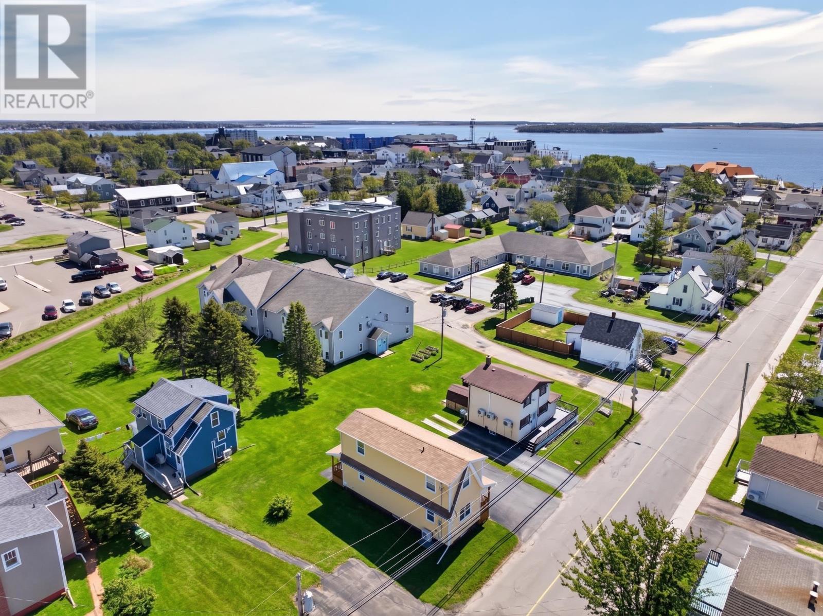 73 Duke Street, Summerside, Prince Edward Island  C1N 3R9 - Photo 2 - 202624283