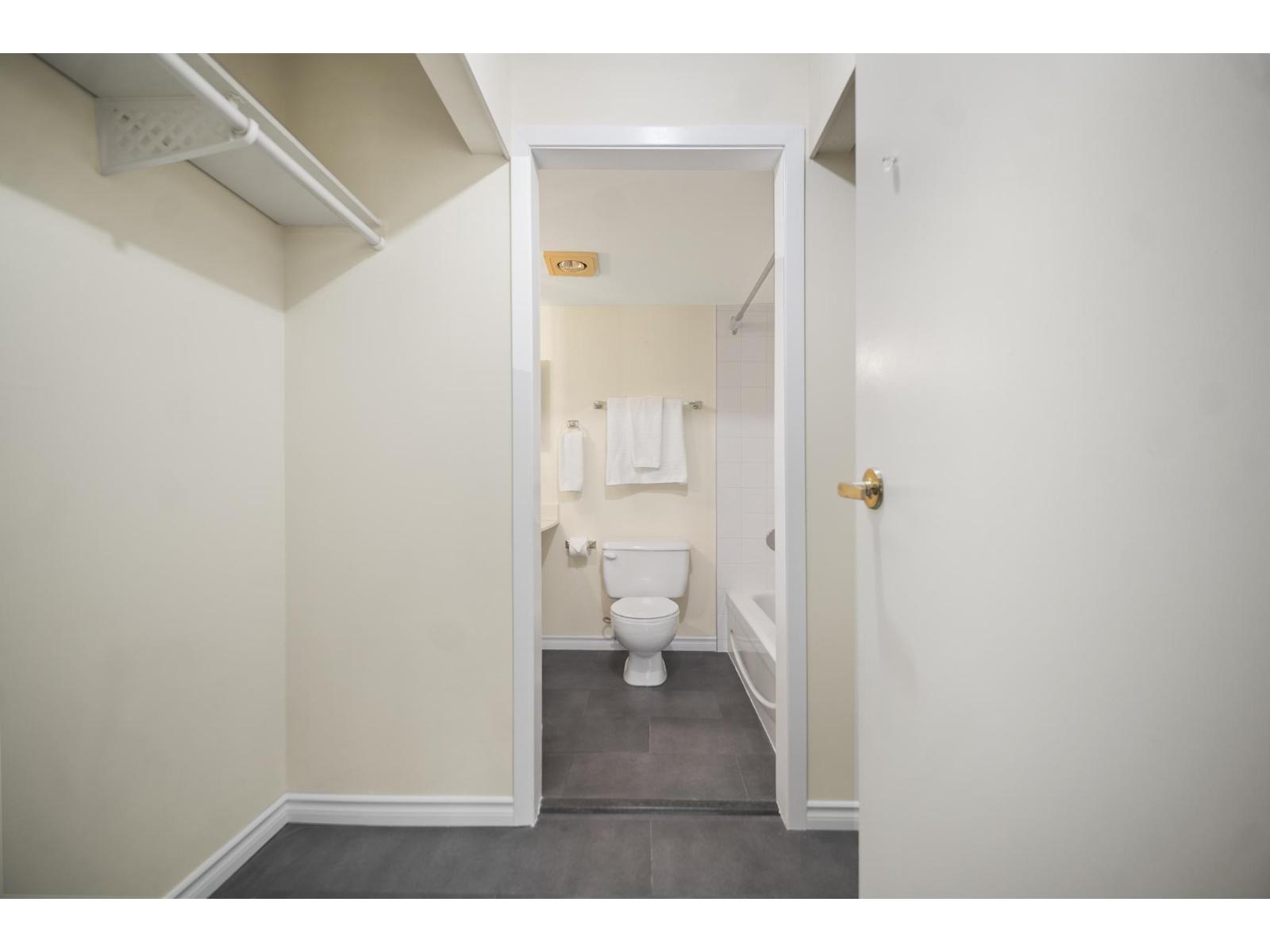 310 1280 Fir Street, White Rock, British Columbia  V4B 4B1 - Photo 21 - R3167539