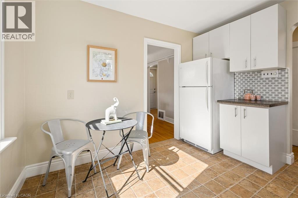 490 East Avenue, Kitchener, Ontario  N2H 1Z8 - Photo 8 - 40866143