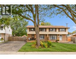 10 GOLDFINCH Road, Hamilton, Ontario