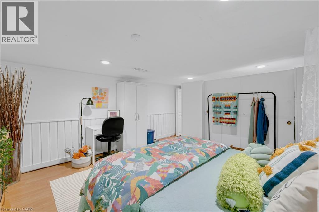 10 Goldfinch Road, Hamilton, Ontario  L9A 3W7 - Photo 27 - 40866164