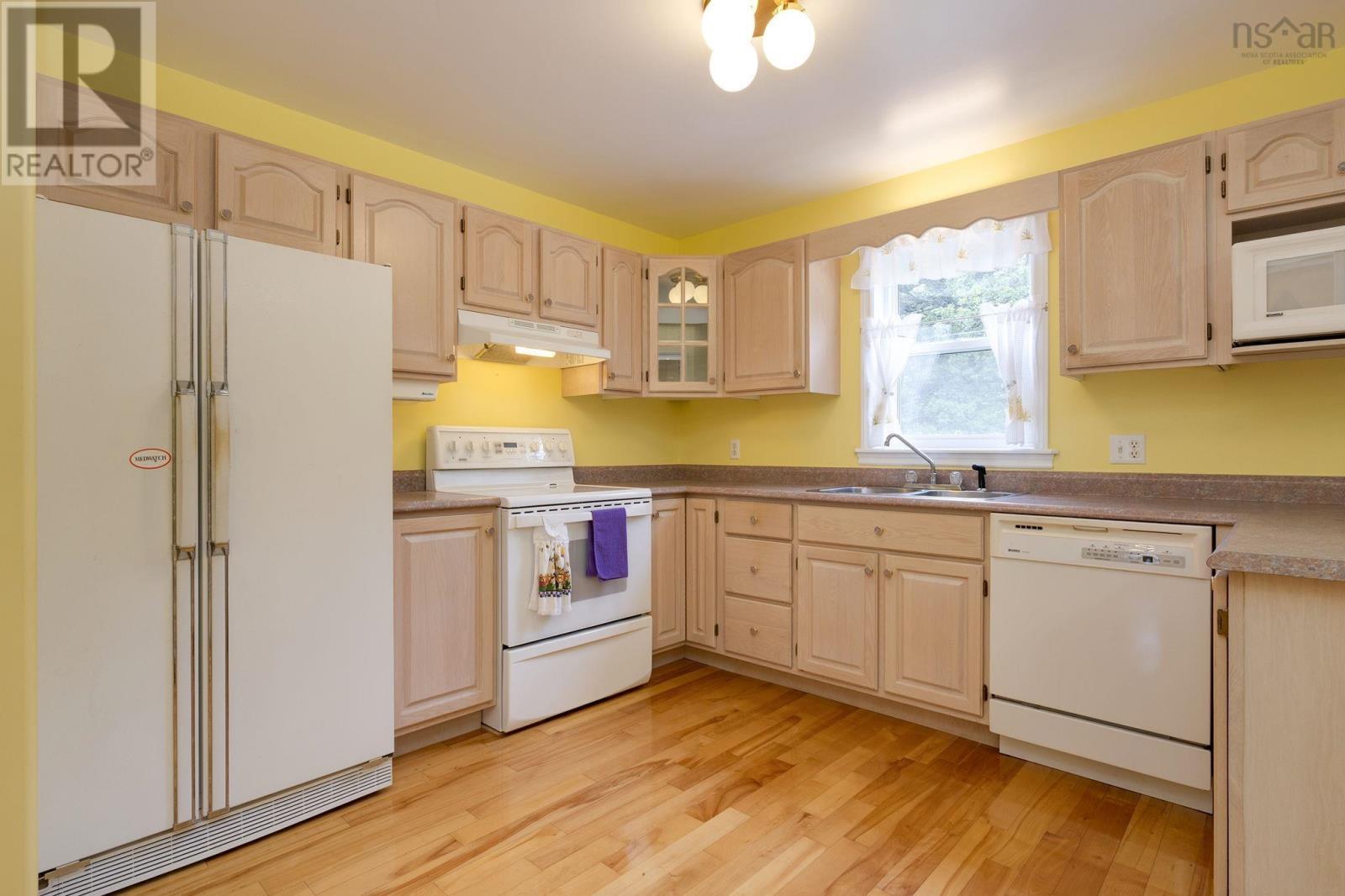 181 Oceanview Drive, Bedford, Nova Scotia  B4A 4G4 - Photo 14 - 202624285