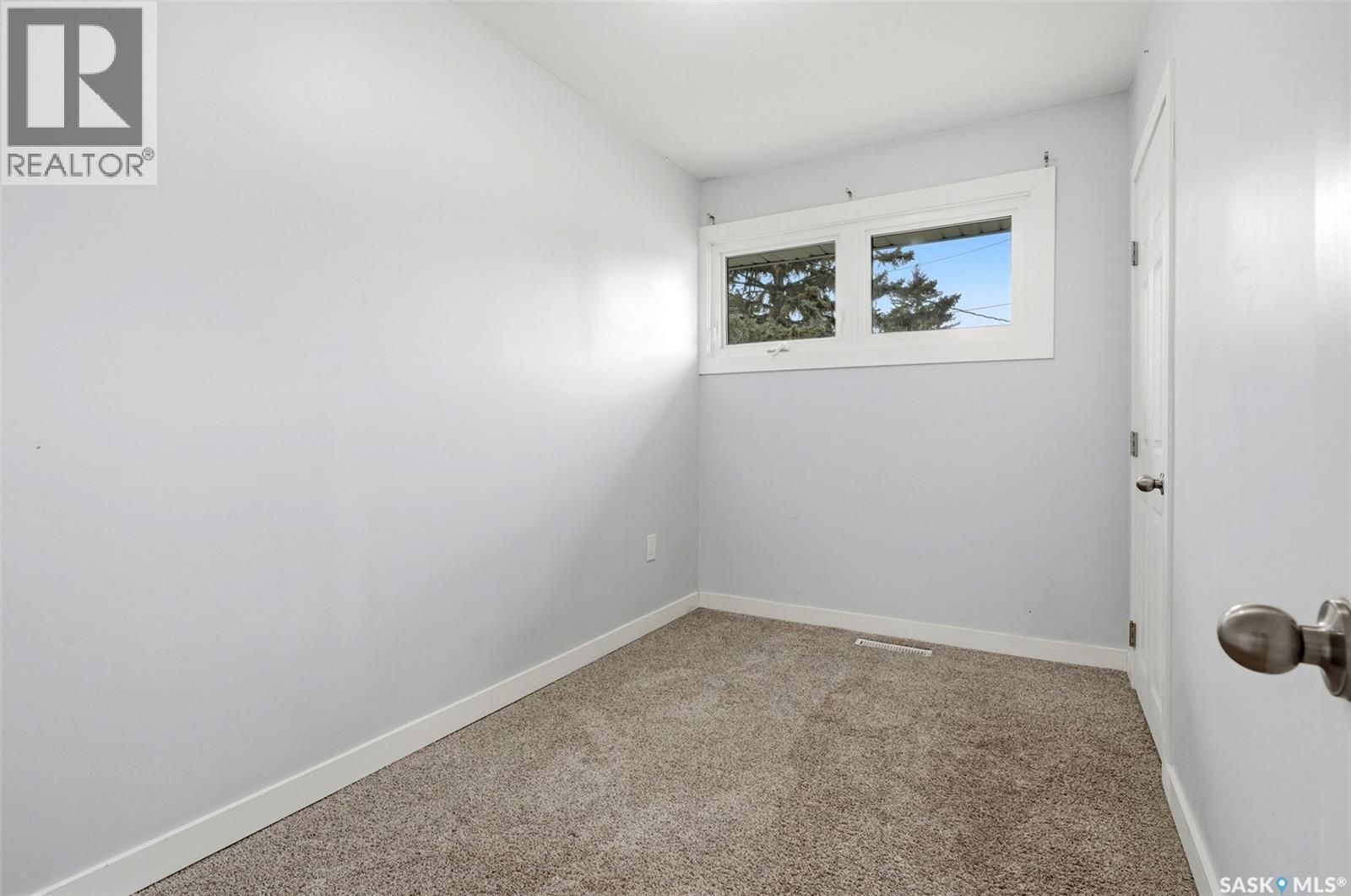 2 Sampson Place, Regina, Saskatchewan  S4R 4R4 - Photo 16 - SK049453
