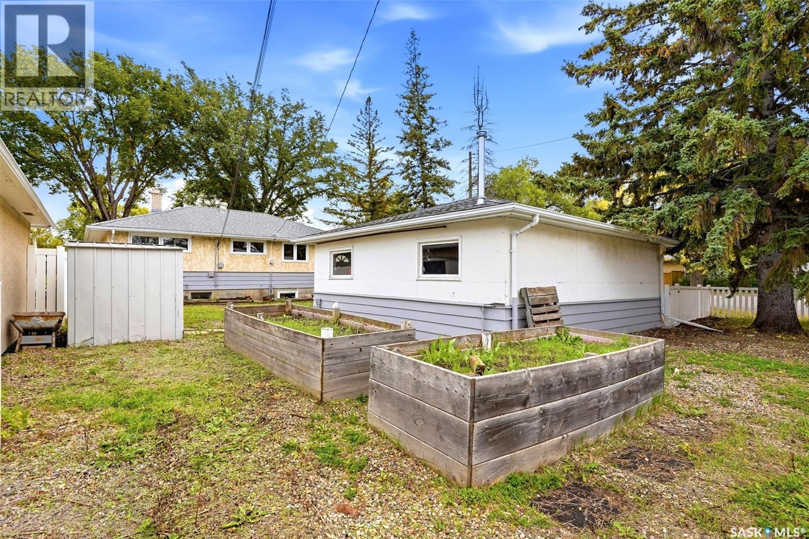 2 Sampson Place, Regina, Saskatchewan  S4R 4R4 - Photo 34 - SK049453