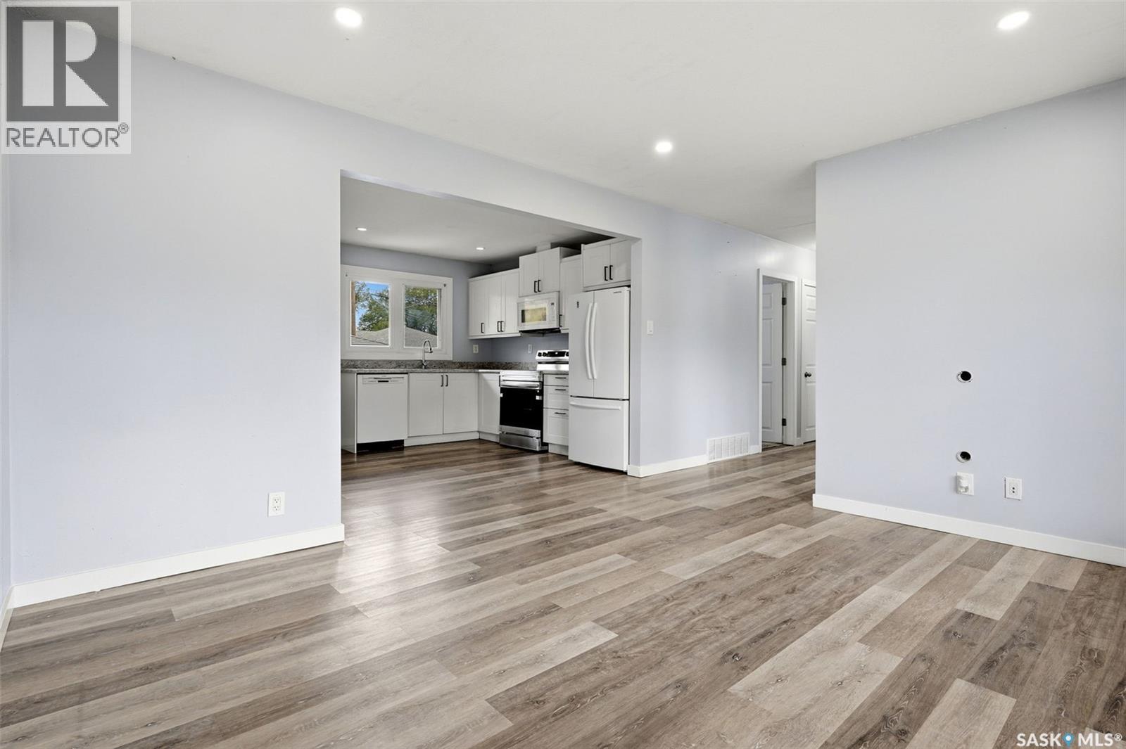 2 Sampson Place, Regina, Saskatchewan  S4R 4R4 - Photo 5 - SK049453
