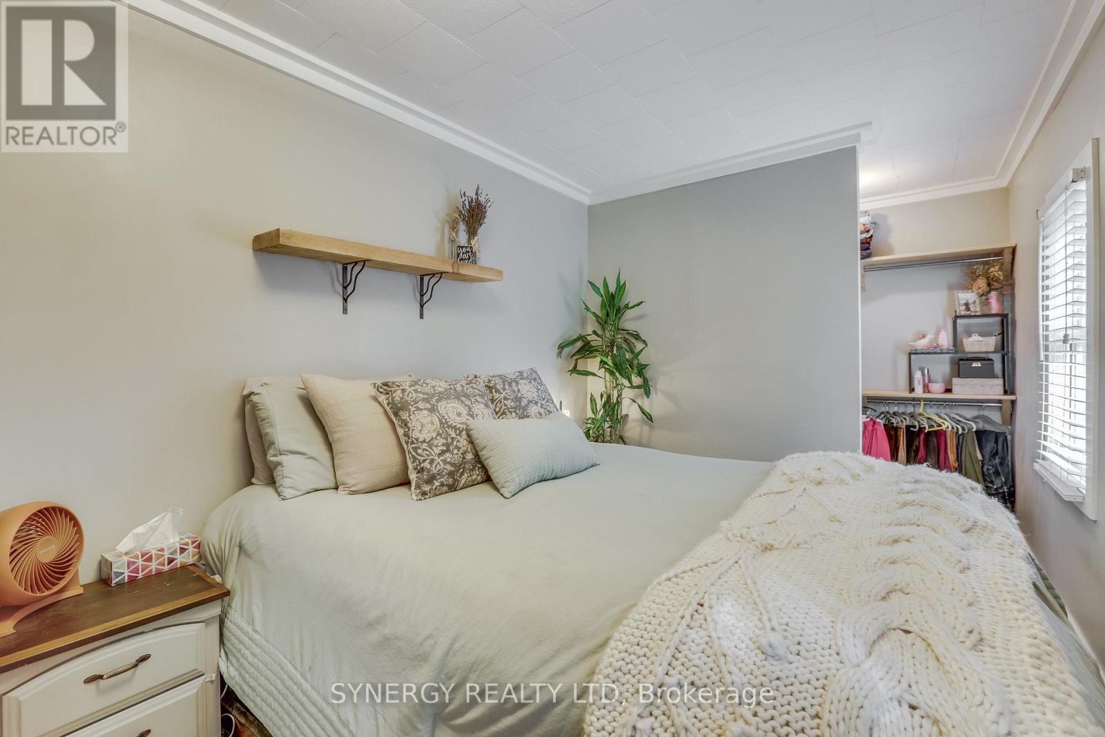 422 West Street, Petrolia, Ontario  N0N 1R0 - Photo 10 - X13825318