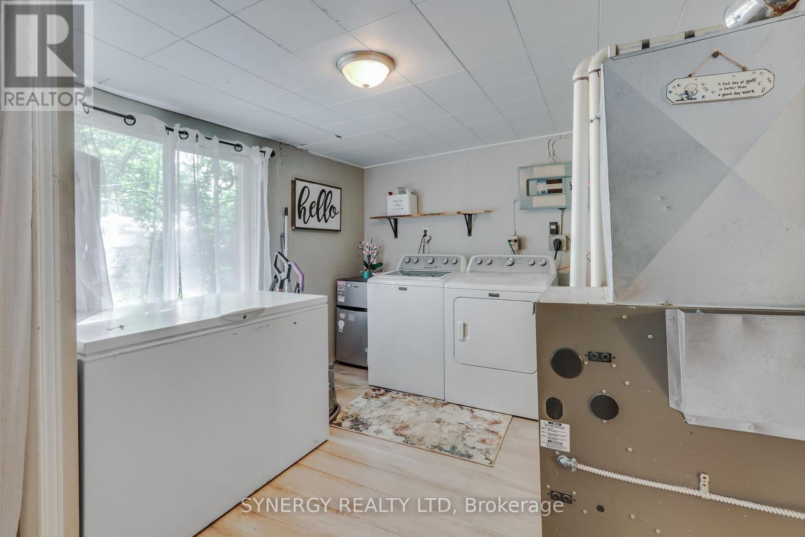 422 West Street, Petrolia, Ontario  N0N 1R0 - Photo 14 - X13825318