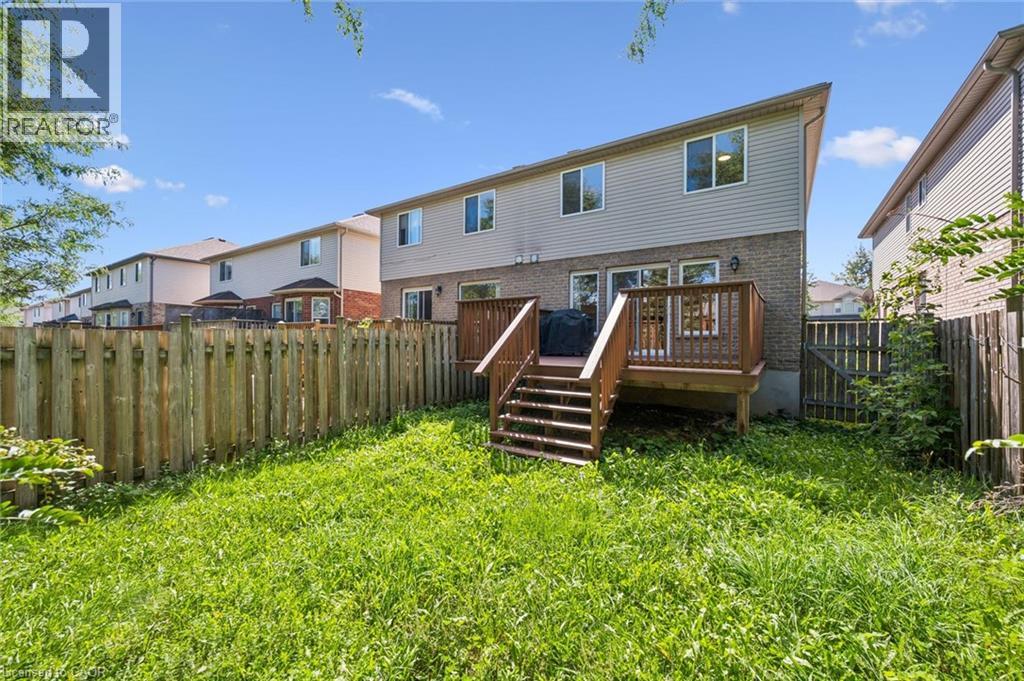 516 DANSBURY Drive photo 26