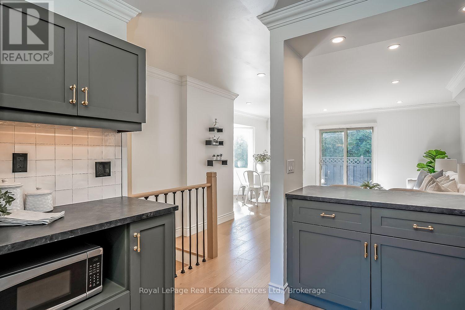 65 Normandy Place, Oakville, Ontario  L6K 1R9 - Photo 14 - W13825244