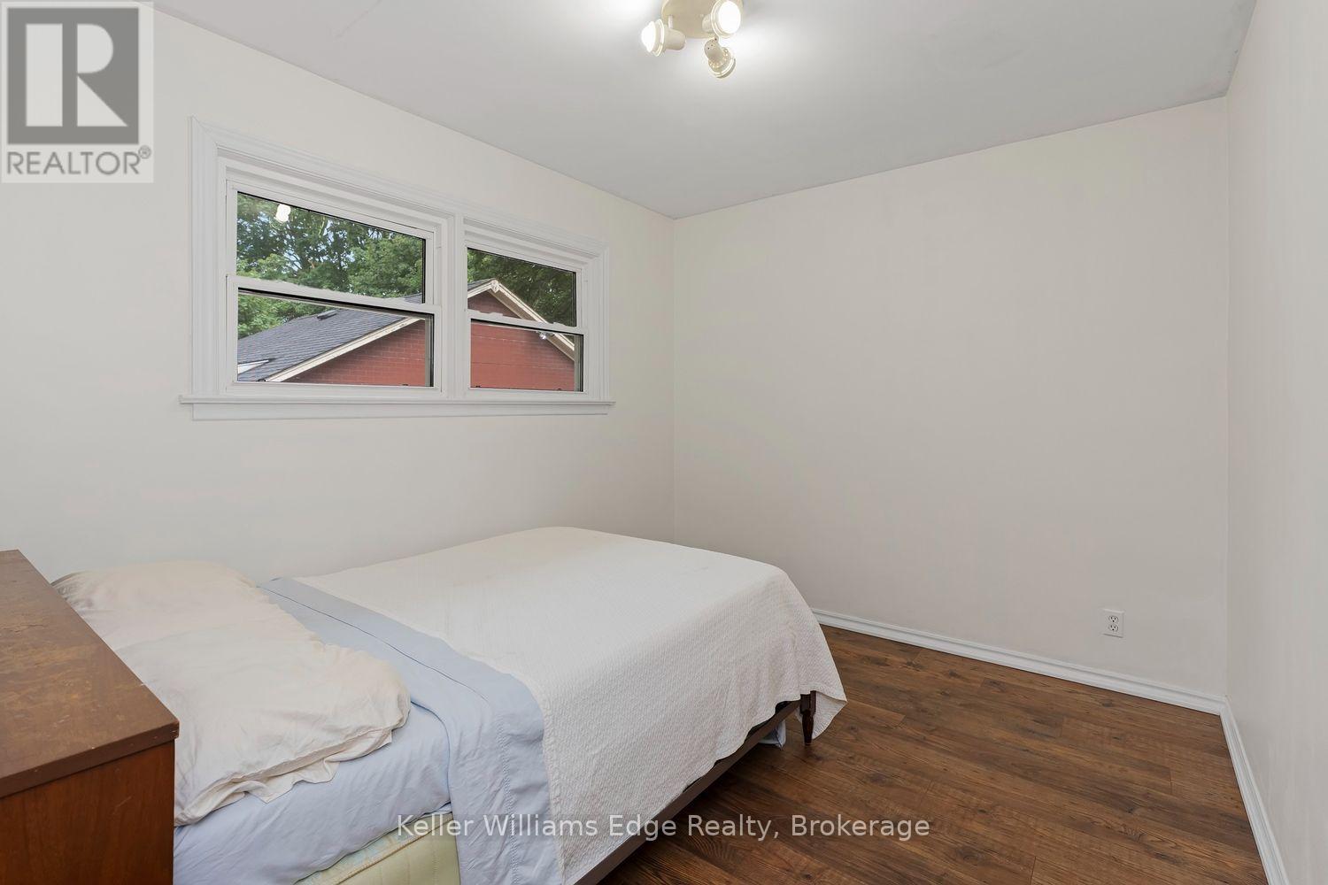 292 Mill Street E, Halton Hills, Ontario  L7J 1J9 - Photo 16 - W13825362