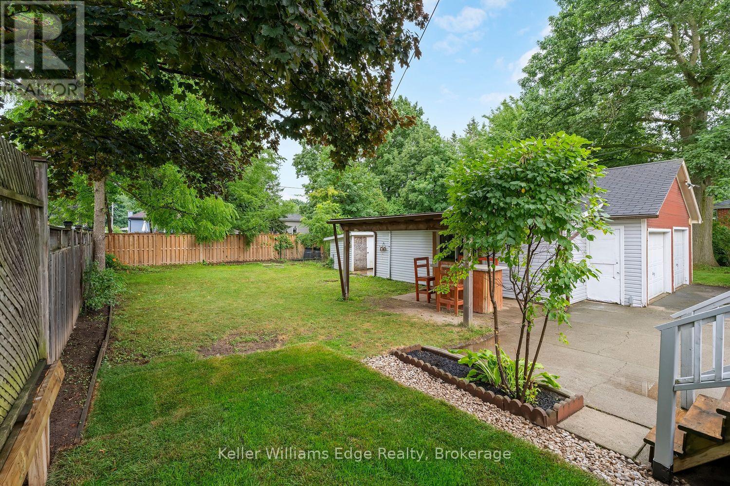 292 Mill Street E, Halton Hills, Ontario  L7J 1J9 - Photo 28 - W13825362