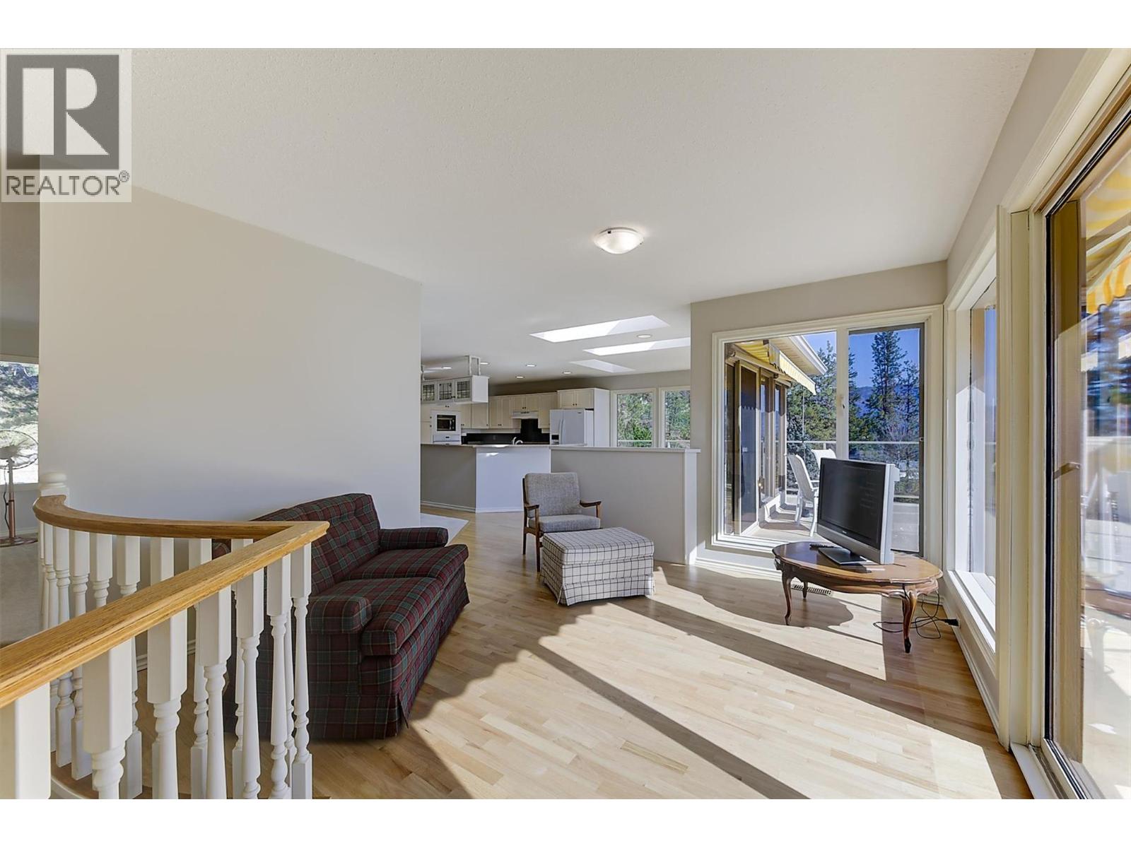 4632 / 4624 Minto Street, Peachland, British Columbia  V0H 1X4 - Photo 21 - 10401760