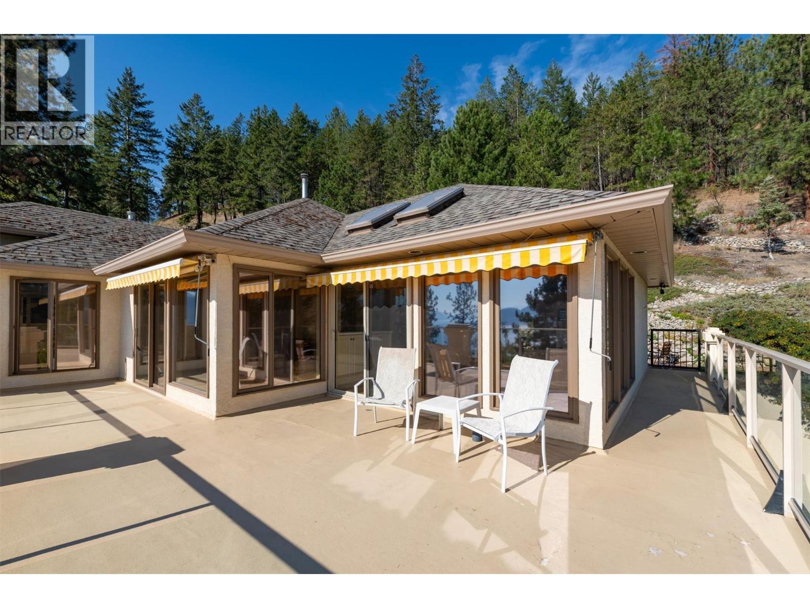 4632 / 4624 Minto Street, Peachland, British Columbia  V0H 1X4 - Photo 16 - 10401760