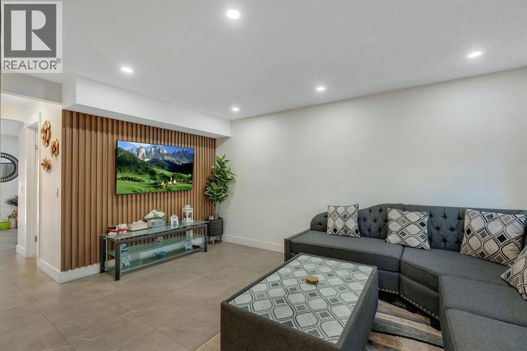 17 Falshire Terrace NE, Calgary, Alberta  T2J 3B1 - Photo 8 - A2346106