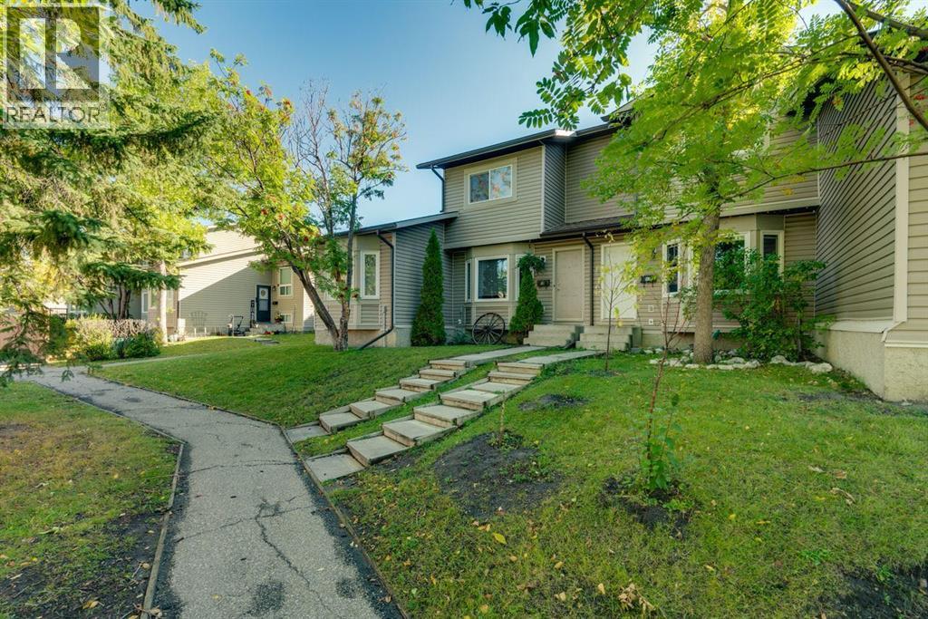 17 Falshire Terrace NE, Calgary, Alberta  T2J 3B1 - Photo 2 - A2346106