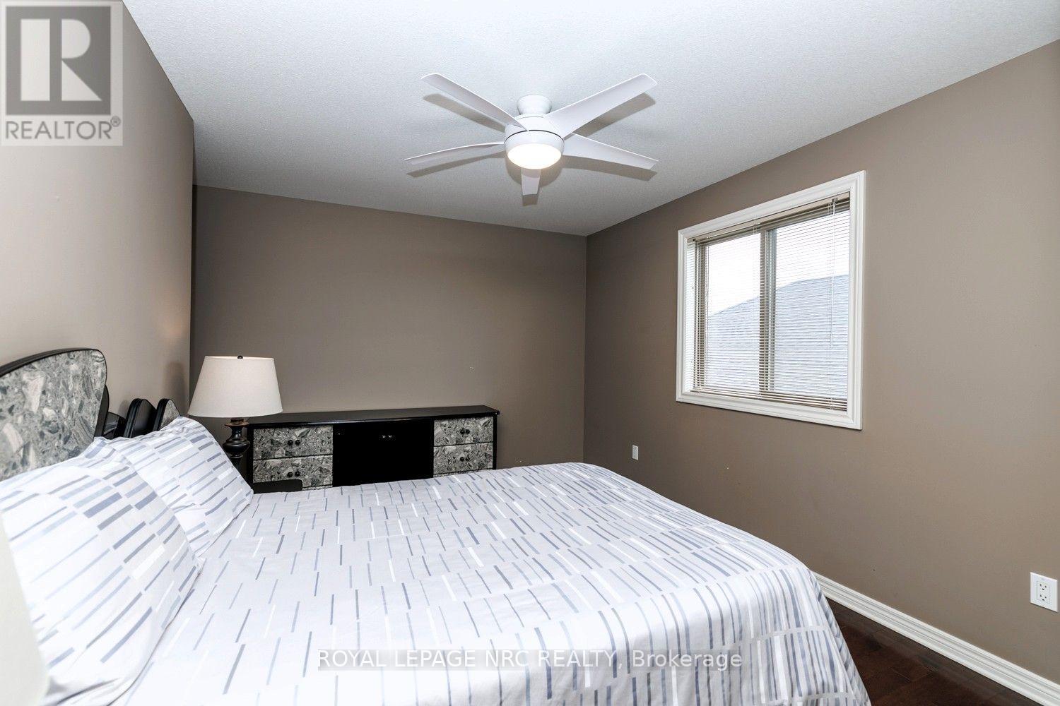 8394 Greenfield Crescent, Niagara Falls (Forestview), Ontario L2H 3J8 - Photo 33 - X13825410