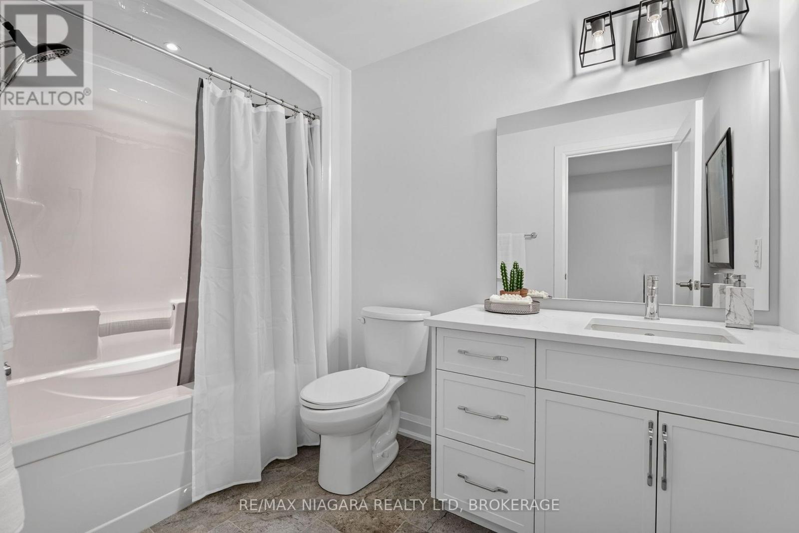 16 Mills Lane, Niagara-On-The-Lake (St. Davids), Ontario L0S 1J0 - Photo 40 - X13825436