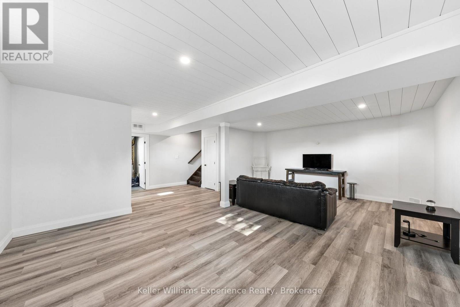 38 Payette Drive, Penetanguishene, Ontario L9M 1H5 - Photo 17 - S13825218