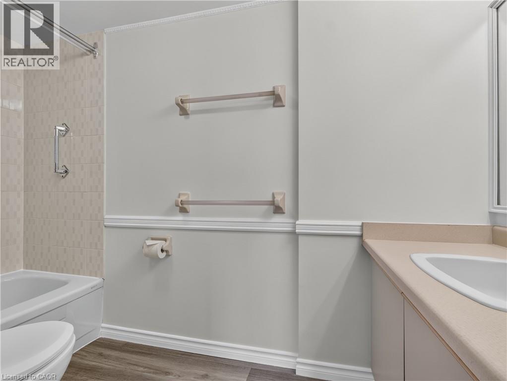 7 Gale Crescent Unit# 1107, St. Catharines, Ontario  L2R 7M8 - Photo 18 - 40866419