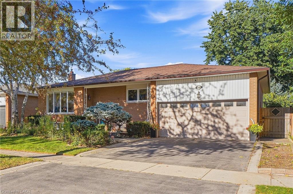 1060 Dowland Crescent, Burlington, Ontario  L7T 4C8 - Photo 1 - 40866355