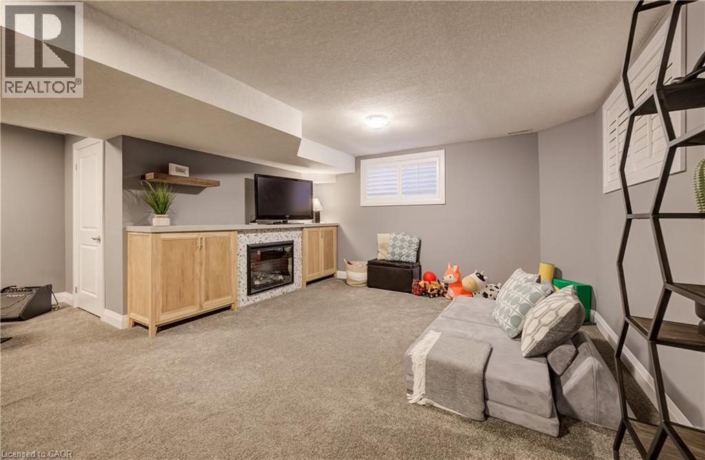 35 Greyhawk Street, Kitchener, Ontario  N2K 0C7 - Photo 37 - 40866232