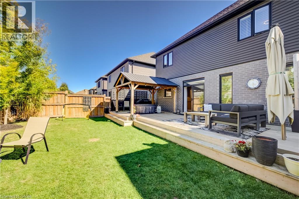35 Greyhawk Street, Kitchener, Ontario  N2K 0C7 - Photo 49 - 40866232