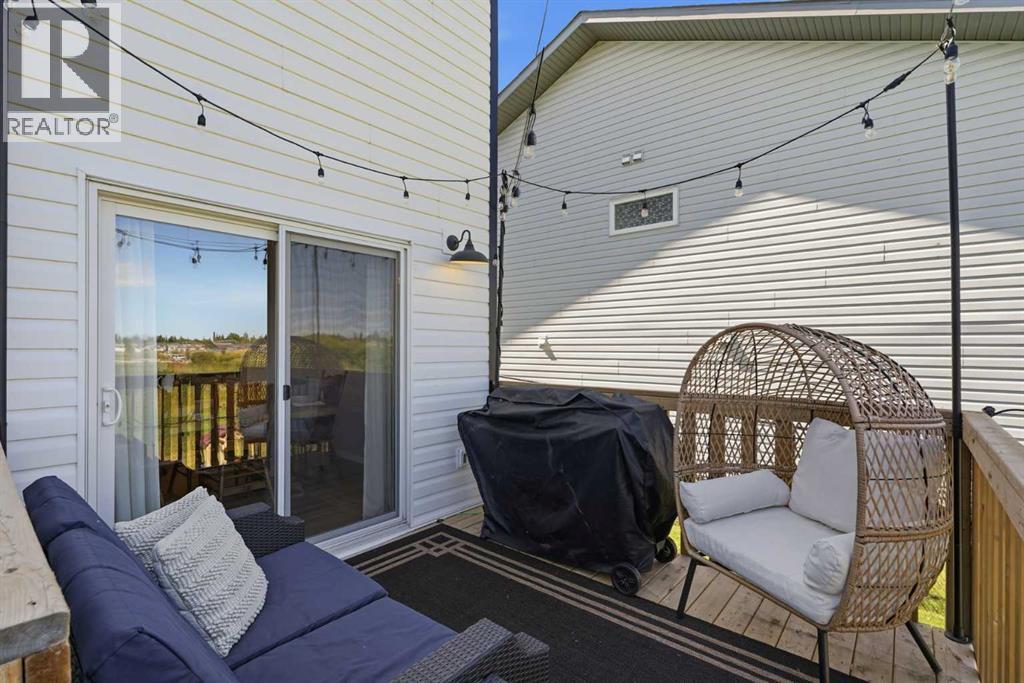 644 Robinson Avenue, Penhold, Alberta  T0M 1R0 - Photo 29 - A2342822