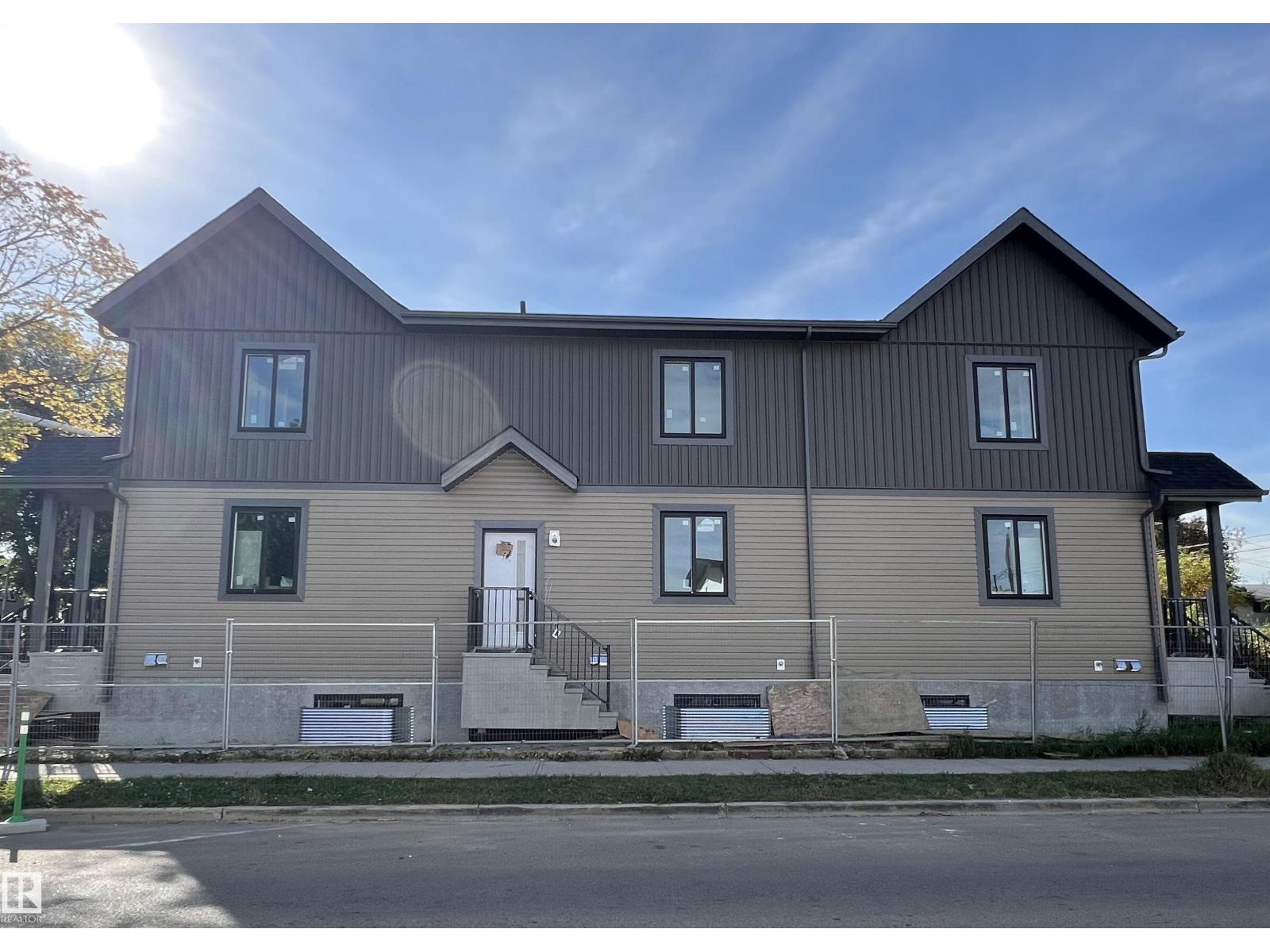 12160 93 ST NW