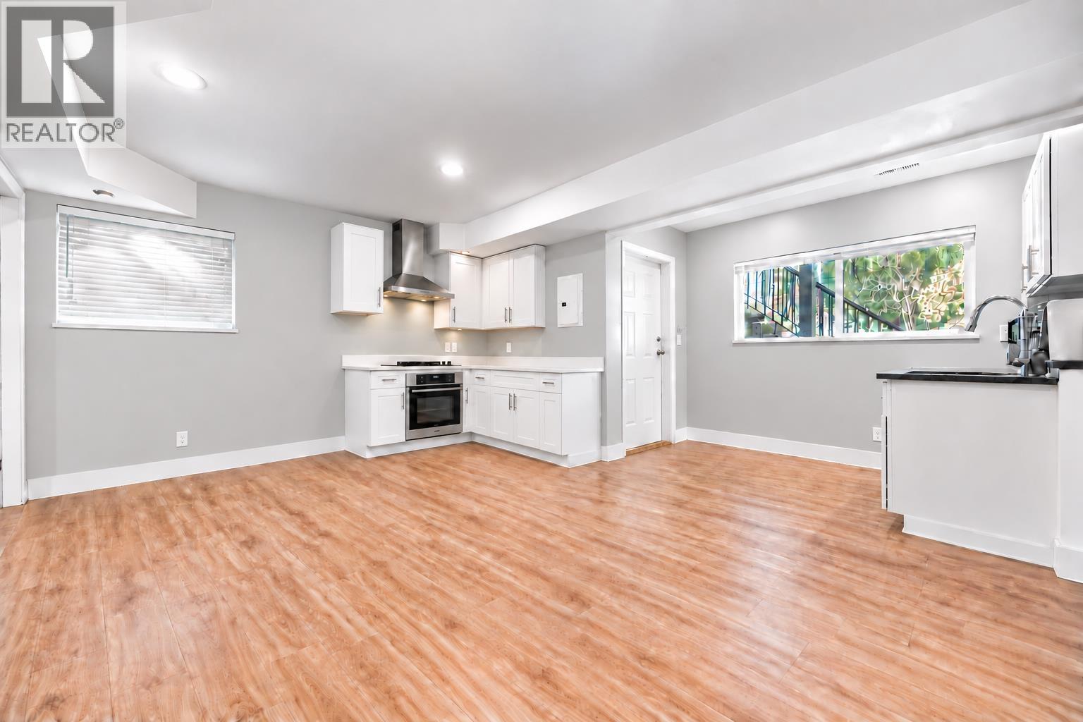 3376 Plateau Boulevard, Coquitlam, British Columbia  V3E 3R3 - Photo 37 - R3132813