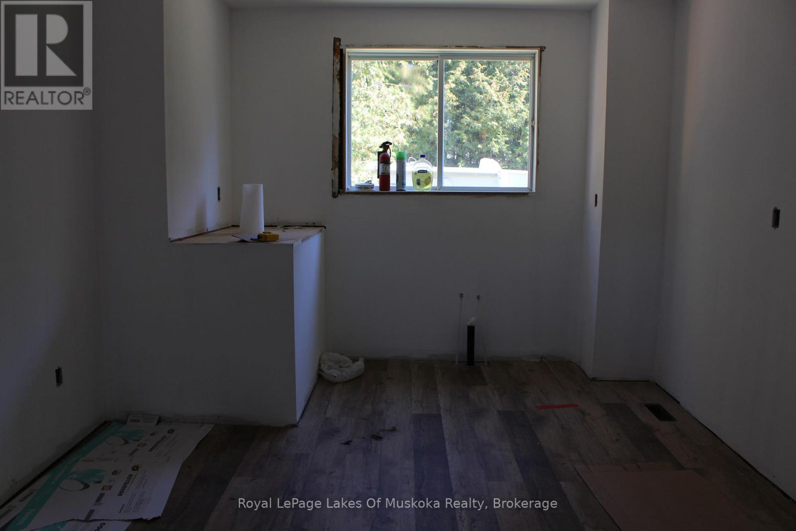 23 Bridge Street, Lake Of Bays, Ontario  P0B 1A0 - Photo 8 - X13825260