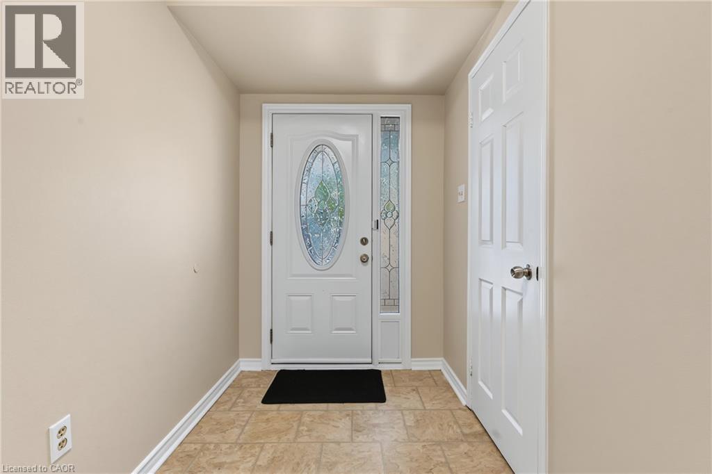 391 Stone Church Road E Unit# 14, Hamilton, Ontario  L9B 2H3 - Photo 3 - 40865131