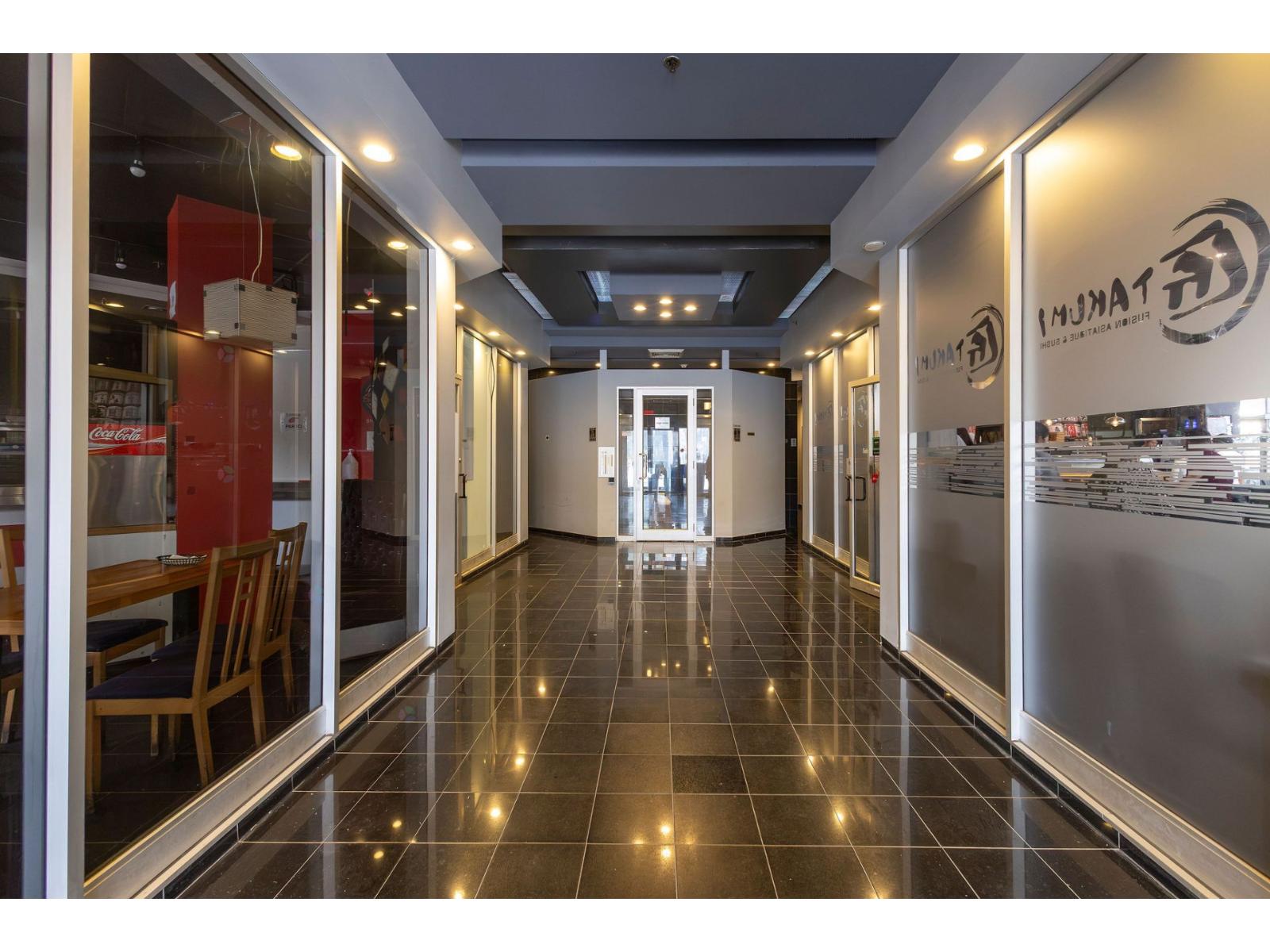 405 Rue Sherbrooke E.|#405 Montréal (Le Plateau-Mont-Royal) Quebec Canada H2L1J9 4