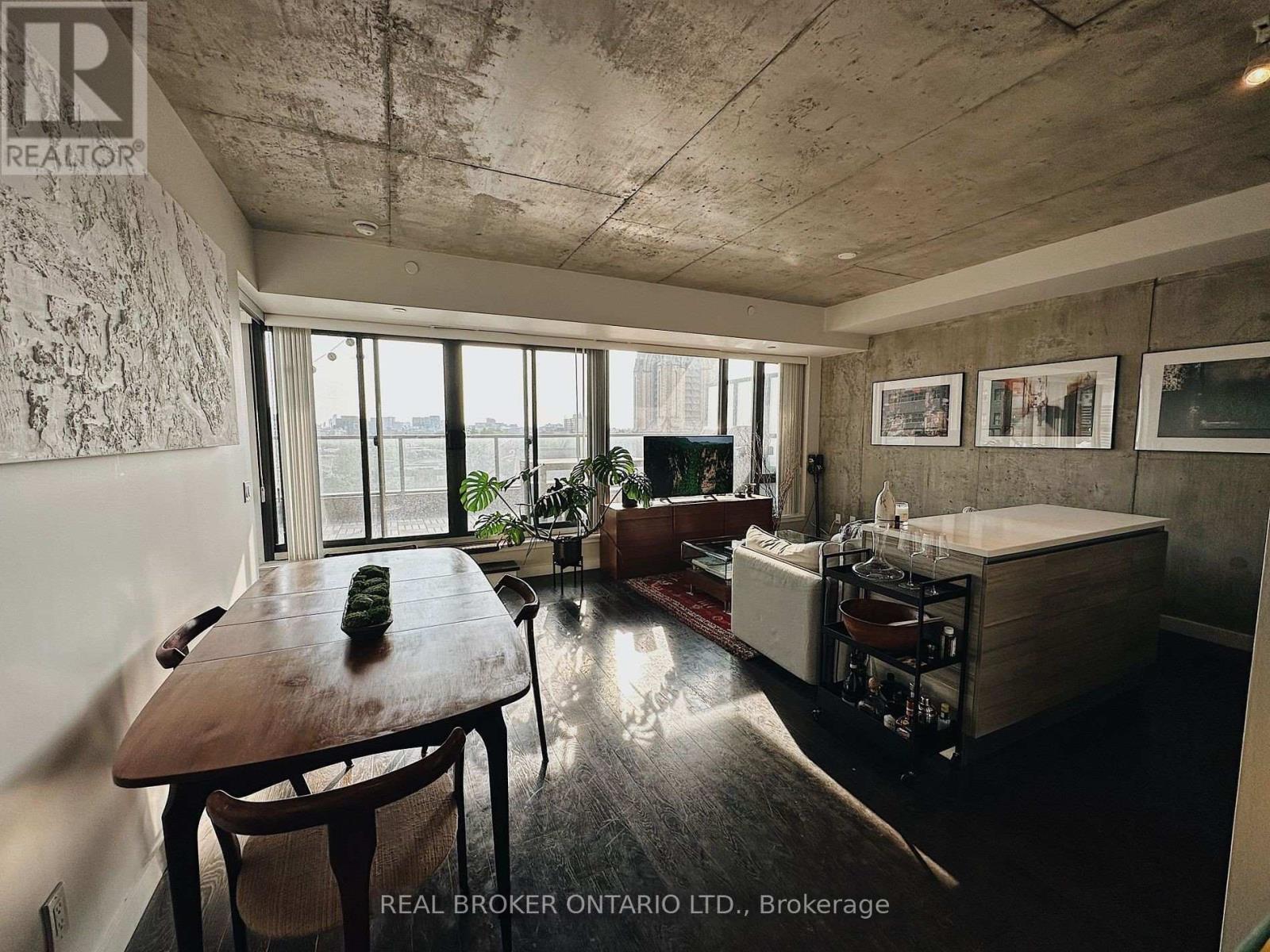 605 - 111 Bathurst Street, Toronto, Ontario  M5V 0M9 - Photo 16 - C13825252