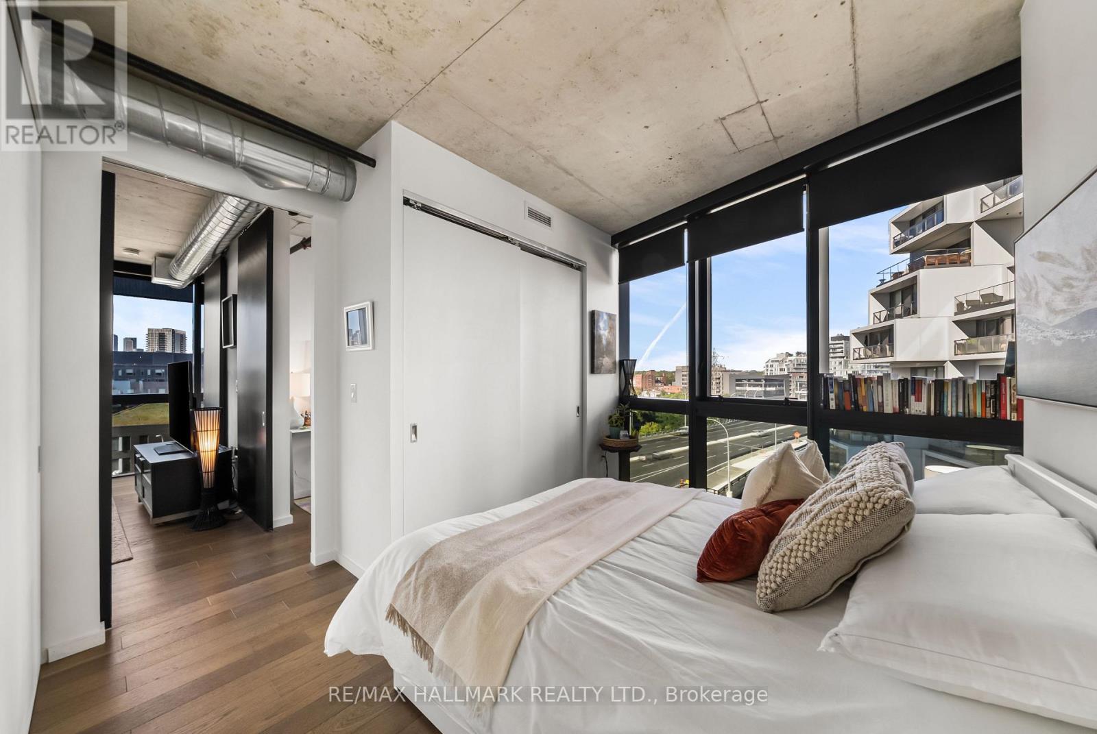 709 - 21 Lawren Harris Square, Toronto, Ontario  M5A 0T4 - Photo 18 - C13825304