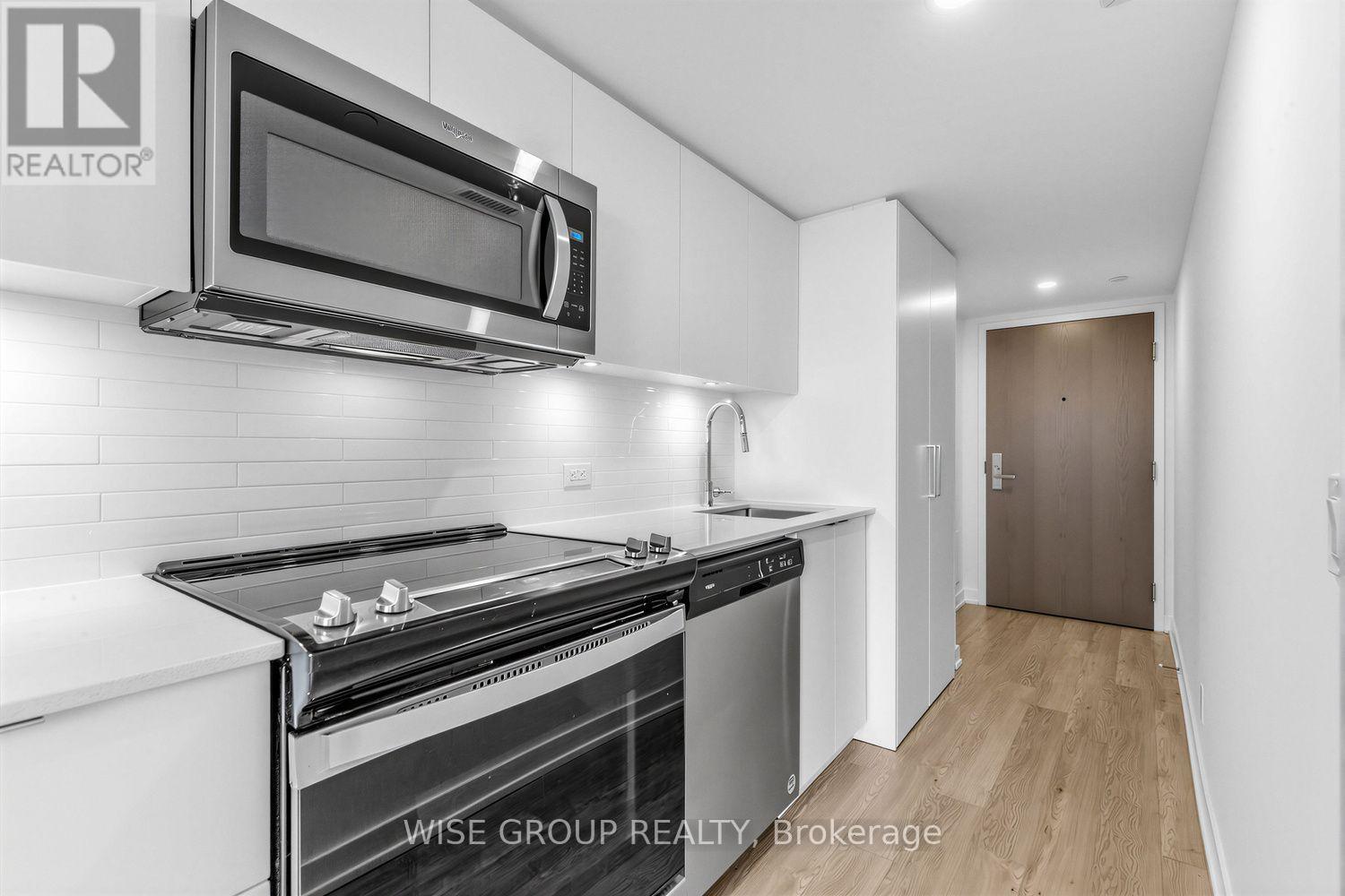 1209 - 18 Tretti Way, Toronto, Ontario  M3H 0E4 - Photo 2 - C13825456